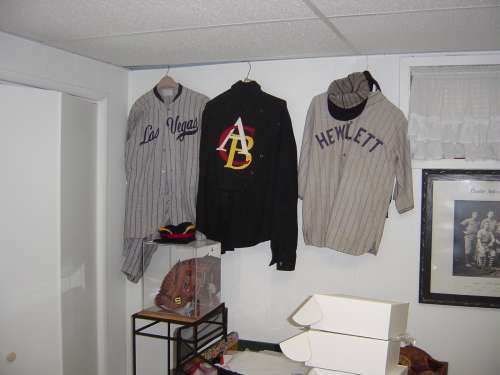 Mike Ellis Display Old 9
